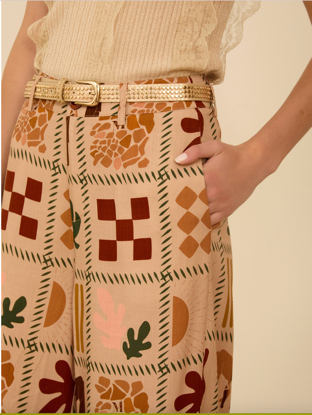 Pantalón fluído estampado
