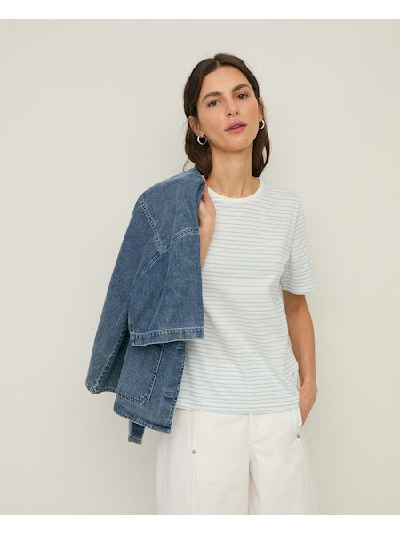 Camiseta rayas azules cuello redondo