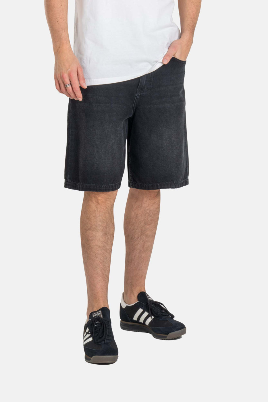 Short denim  negro gastado
