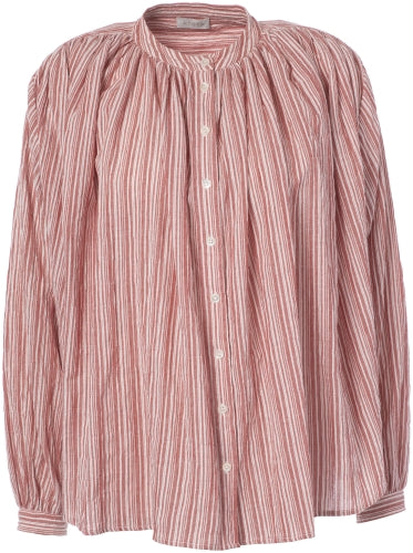 Blusa rayas rojas.
